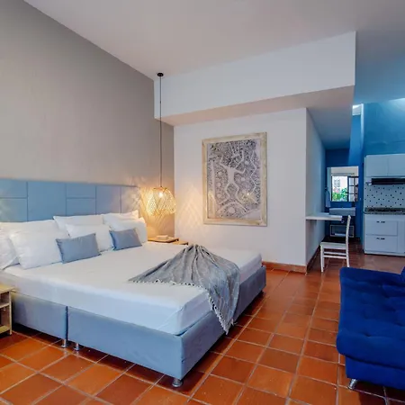 Pensión Cartagena+ Picina+6 Alcobas + Ciudad Antigua 4*